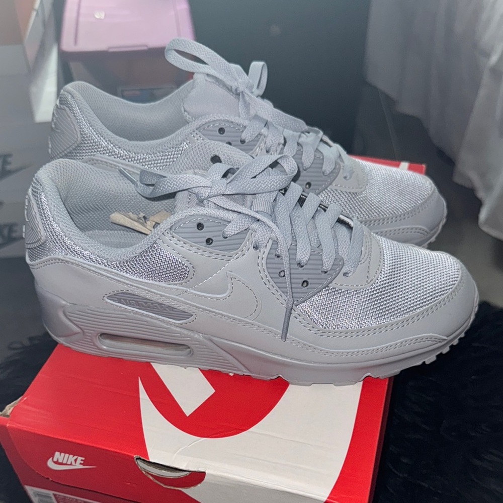 Nike Gray Air Max 90 Classic Sneakers